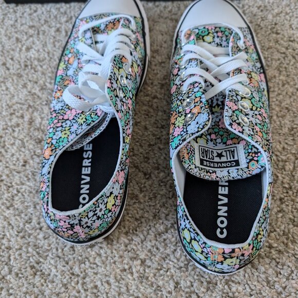 New in Box Converse CTAS OX Floral, US Women's size 11 - Picture 5 of 6